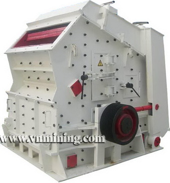 現(xiàn)貨供應(yīng)四川反擊式破碎機(jī)產(chǎn)品圖片