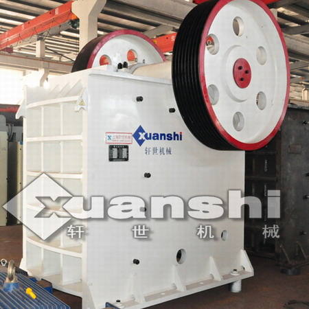 顎式破碎機(jī)，顎破，破碎機(jī)產(chǎn)品圖片