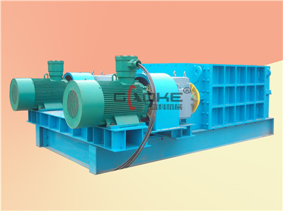 齒輥破碎機(jī)2