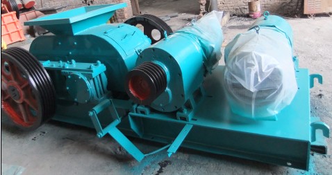 對輥破/對輥式破碎機/上海路橋?qū)伿狡扑闄C/上海對輥式破碎機產(chǎn)品圖片