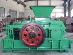 鼎旺吃輥式破碎機(jī)，齒輥式破碎機(jī)生產(chǎn)廠家產(chǎn)品圖片