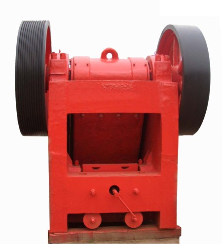 山東淄博博山PE900x1200顎式破碎機