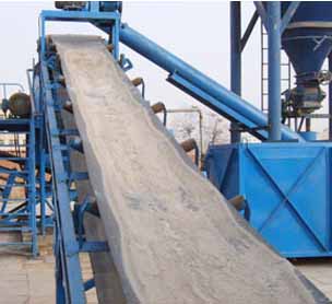 廠家供應(yīng)石料輸送機(jī)、河卵石輸送機(jī)產(chǎn)品圖片