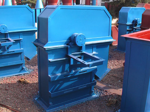 通用畚斗式提升機(jī)產(chǎn)品圖片