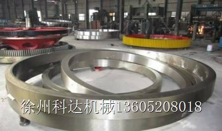 專業(yè)加工滾筒烘干機(jī)大齒輪滾圈等配件產(chǎn)品圖片