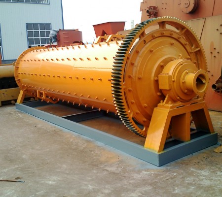 球磨機，節(jié)能球磨機鄭州龍鼎13203714687產(chǎn)品圖片