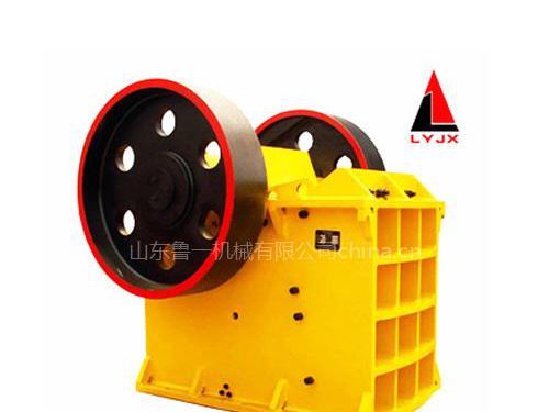 石料破碎機(jī)產(chǎn)品圖片