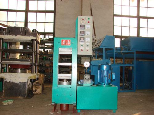 新型硫化機產(chǎn)品圖片