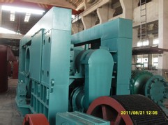 礦石輥壓機(jī)