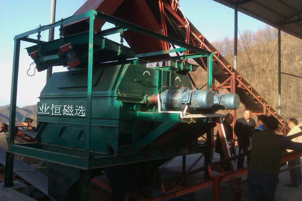 供應(yīng)新疆鐵礦石干式磁選機(jī)，干選機(jī)