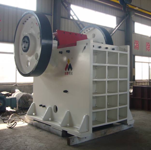 PE顎式破碎機(jī)產(chǎn)品圖片