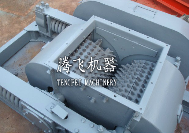 雙齒輥破碎機產(chǎn)品圖片