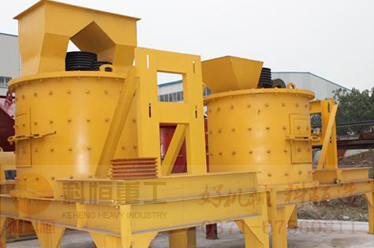 復(fù)合式破碎機(jī)簡單合理、成本低產(chǎn)品圖片