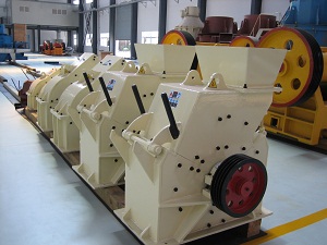 河南垂式破碎機產(chǎn)品圖片