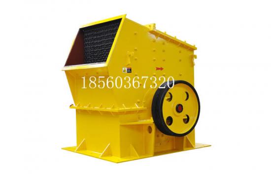 PC錘式破碎機(jī)產(chǎn)品圖片