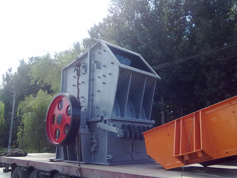 PC1600*1600錘式破碎機(jī),錘式反擊式破碎機(jī),錘式破碎機(jī)價(jià)格,錘式破碎機(jī)廠家產(chǎn)品圖片