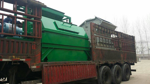 湖北貧鐵礦石干式磁選機(jī)不用水無(wú)污染產(chǎn)品圖片