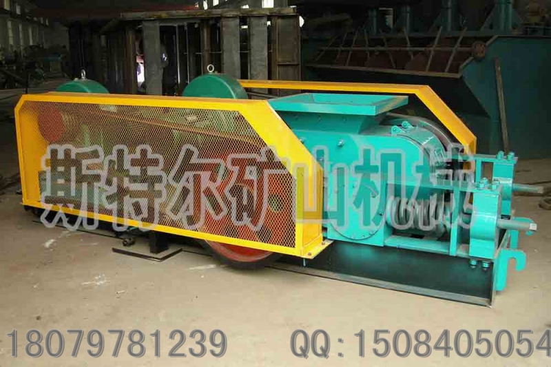 移動式破碎機 輥式破碎機 雙輥式破碎機 雙錕式破碎機 破碎機設(shè)備 破碎機 破碎產(chǎn)品圖片