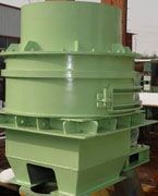 PL立式?jīng)_擊破碎機(jī)