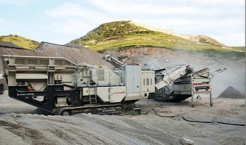 C-1540E油電兩用履帶移動圓錐式破碎站