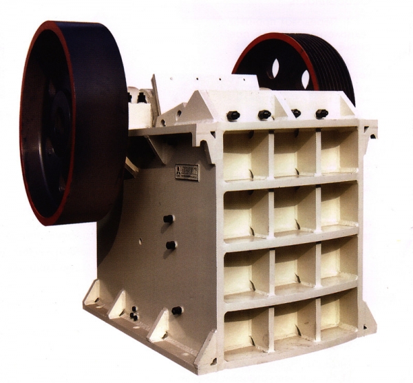 河南新鄉(xiāng)供應(yīng)低價(jià)位顎式破碎機(jī)