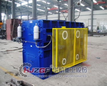 四齒輥破碎機產(chǎn)品圖片