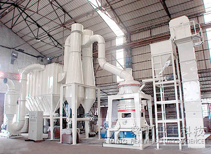 時(shí)產(chǎn)5噸中小型青石硅石加工磨粉機(jī)