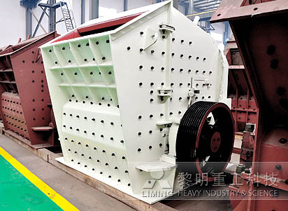 時產(chǎn)300噸石子生產(chǎn)線破碎機(jī)配置價