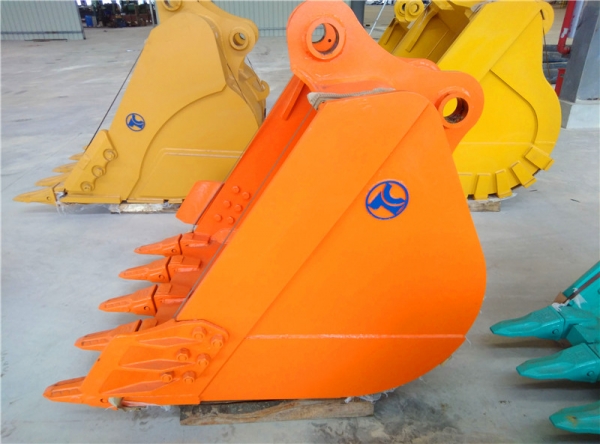 挖掘機(jī)巖石斗、挖掘機(jī)加強(qiáng)斗、挖掘機(jī)標(biāo)