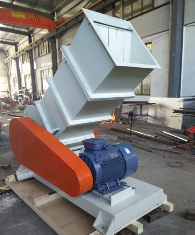 塑料管材破碎機(jī)，PVC/PPR塑料管材粉碎機(jī)，粉碎機(jī)水口料破碎機(jī)齒爪式破產(chǎn)品圖片