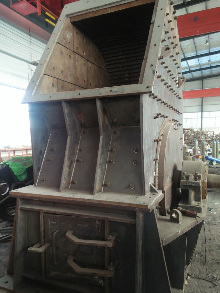 錘式?jīng)_擊破