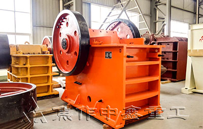 顎式破碎機(jī)產(chǎn)品圖片