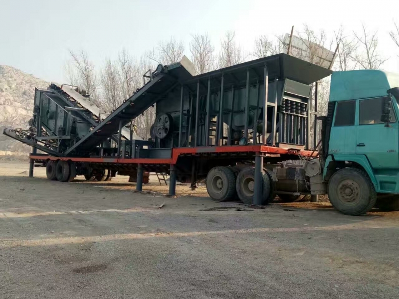 PYDCS---1216型移動(dòng)式破碎站產(chǎn)品圖片