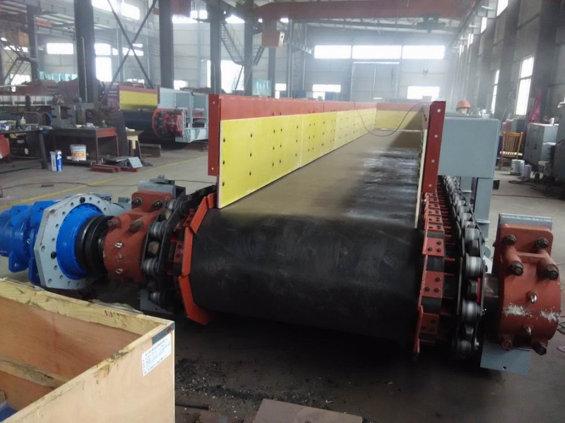 WBP800×5000新型板式給料機(jī)