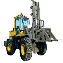 山東越野叉車生產(chǎn)廠家集裝箱倉(cāng)儲(chǔ)叉車可裝5米