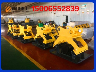 煙臺浦川挖機 夯實器打夯機振動夯產(chǎn)品圖片