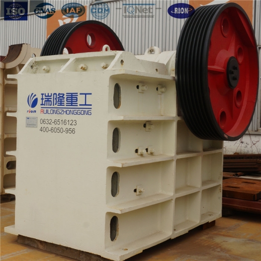 山東瑞隆顎式破碎機粉碎機碎石機廠產(chǎn)品圖片