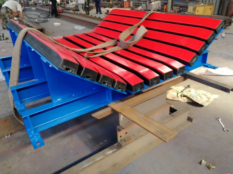 可調(diào)式礦用1.2米緩沖床供應(yīng)