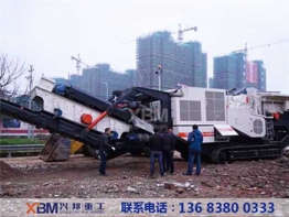鵝卵石移動(dòng)破碎機(jī)出租 可出售