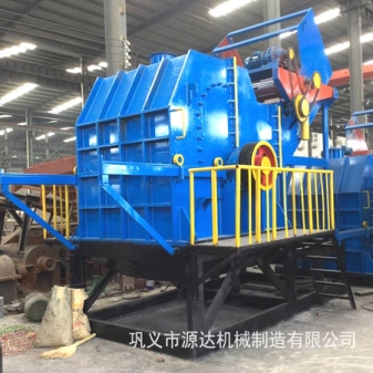 金屬破碎機