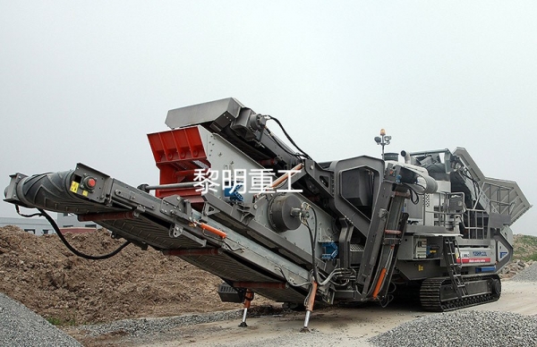 履帶式移動破碎站 車載式石子粉碎