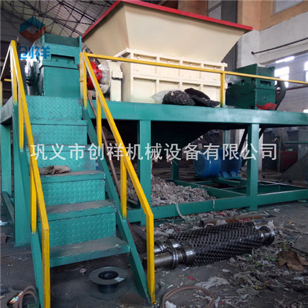  塑料撕碎機技術(shù)好產(chǎn)量高是創(chuàng)業(yè)好幫手cz967r產(chǎn)品圖片