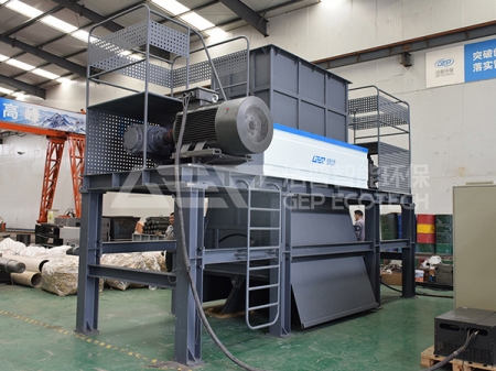 生物質(zhì)綜合破碎機(jī)_玉米秸稈破碎處