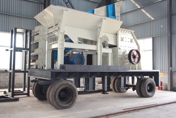 雙級移動式破碎站/新型移動式制砂機配置標準、合理，安全性