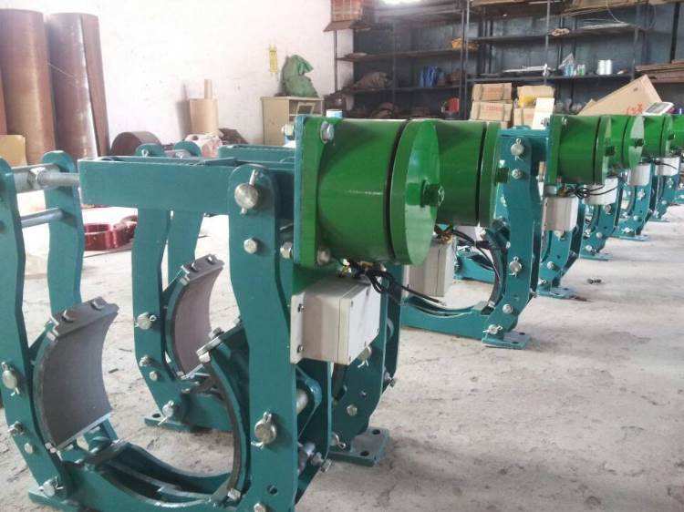 MW250-315電磁鐵鼓式制動器生產(chǎn)廠家產(chǎn)品圖片