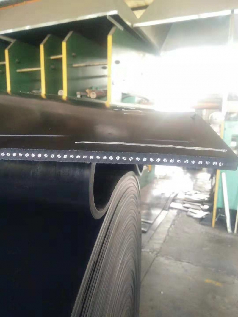 鋼絲芯橡膠傳送帶