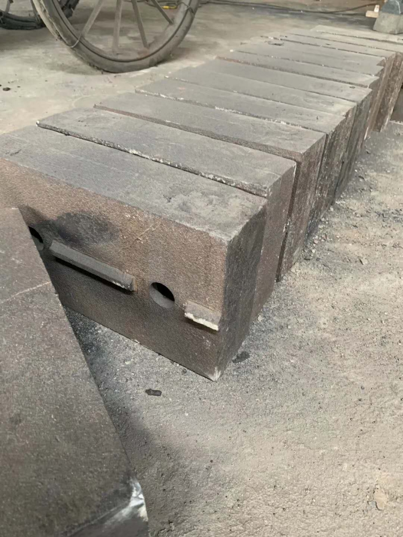 反擊破板錘高鉻合金板錘1214板錘產(chǎn)品圖片