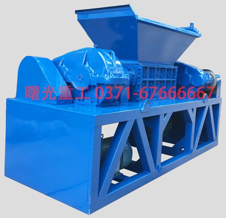 木柴撕碎機的特點及工作原理