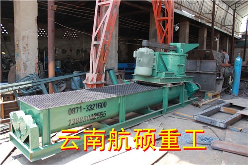 德宏立式打砂機(jī) 砂石立式復(fù)合破碎機(jī) 立式粉煤機(jī)