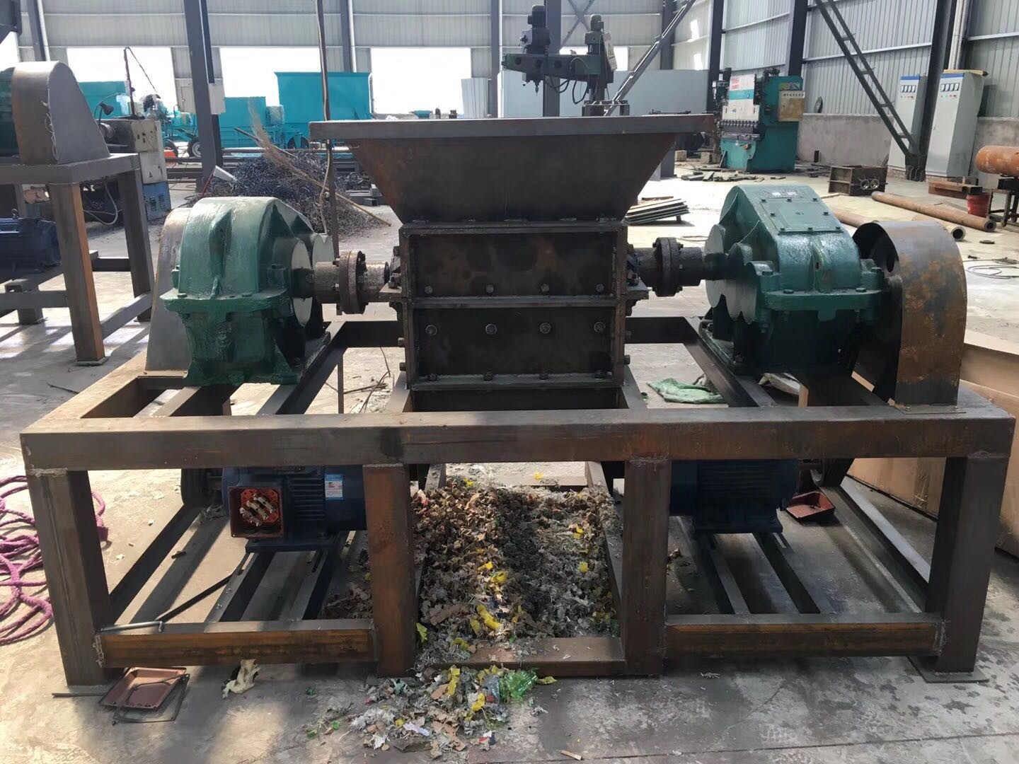 800型雙軸撕碎機用的什么材質(zhì)的刀產(chǎn)品圖片